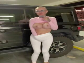 Bald tattooed slut squirting in publik bussing