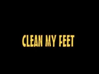 Nettoyer pieds, nettoyer bite, prêt pour outstanding pied porno!