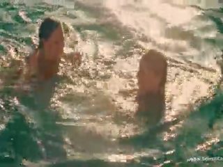 Kelly Brook & Jessica Szohr Nude & charming - Piranha